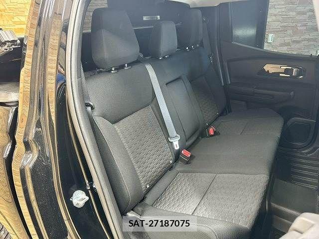 Mitsubishi TRITON 2024-05 7360239-5