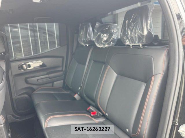 Mitsubishi TRITON 2024-11 7394594-11