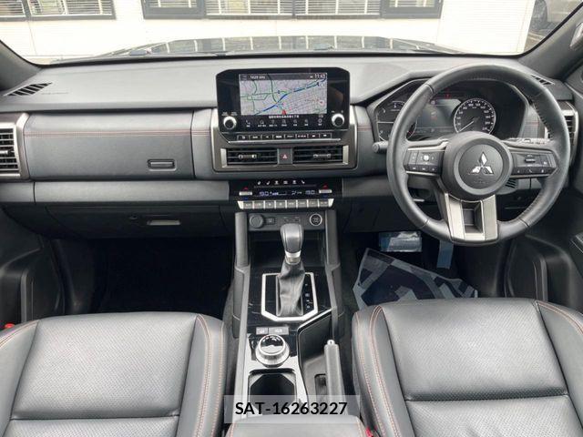 Mitsubishi TRITON 2024-11 7394594-1