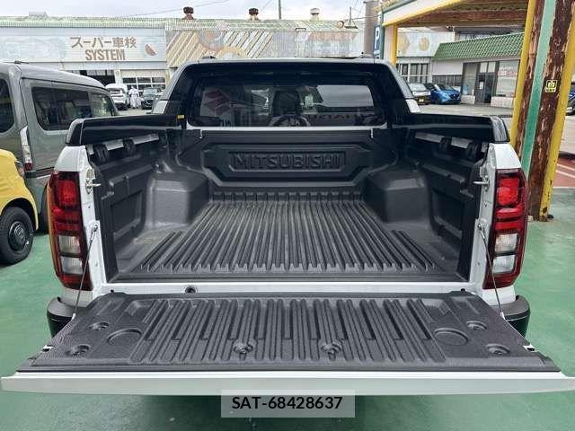 Mitsubishi TRITON 2025-08 7503348-8