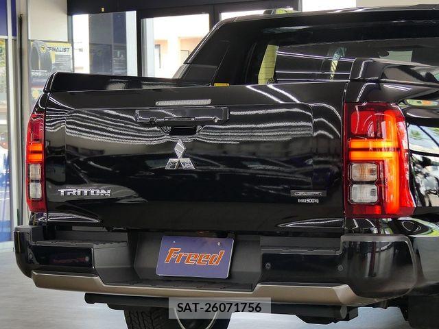 Mitsubishi TRITON 2025-05 7620945-9