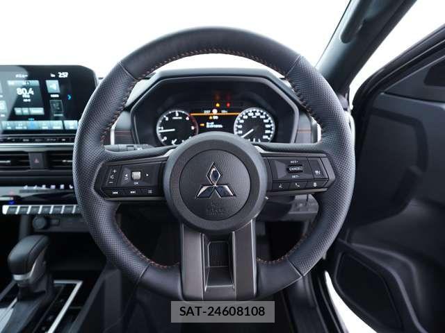 Mitsubishi TRITON 2025-06 7880163-11