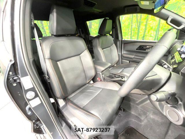 Mitsubishi TRITON 2024-10 7903549-9