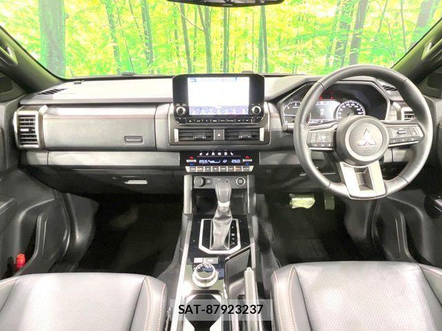 Mitsubishi TRITON 2024-10 7903549-1
