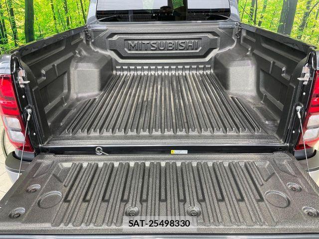 Mitsubishi TRITON 2024-11 8075994-9