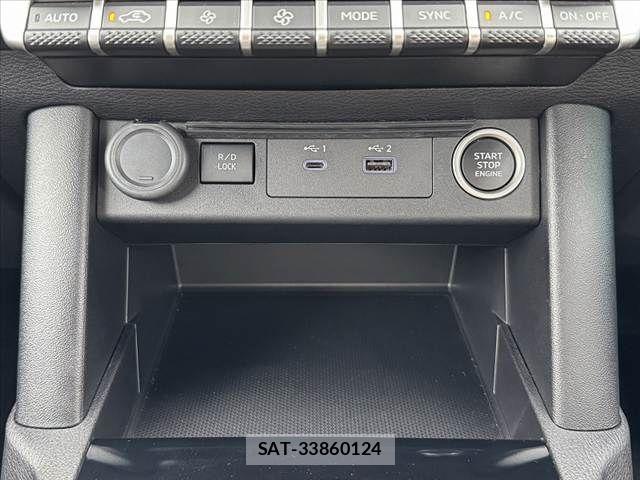 Mitsubishi TRITON 2024-09 8102369-20