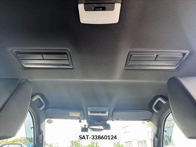 Mitsubishi TRITON 2024-09 8102369-26