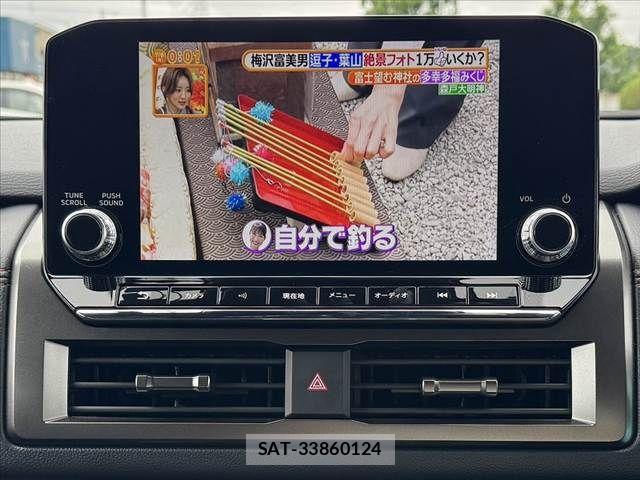 Mitsubishi TRITON 2024-09 8102369-3