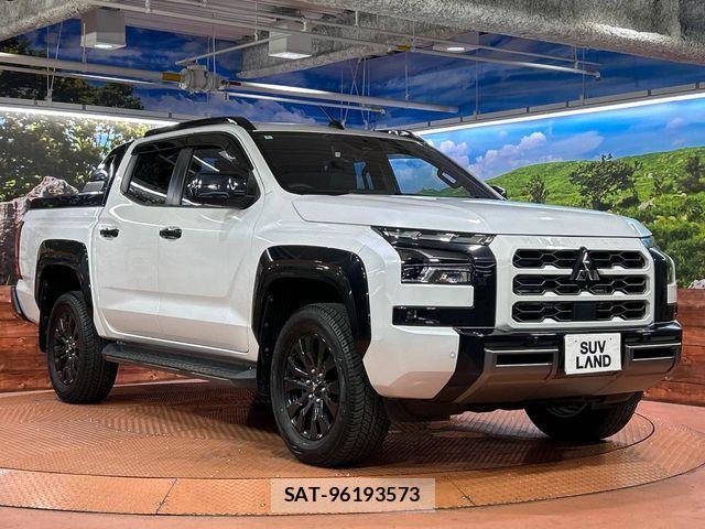 Mitsubishi TRITON 2024-08 8210760-15