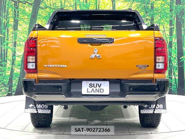 Mitsubishi TRITON 2024-09 8247000-14