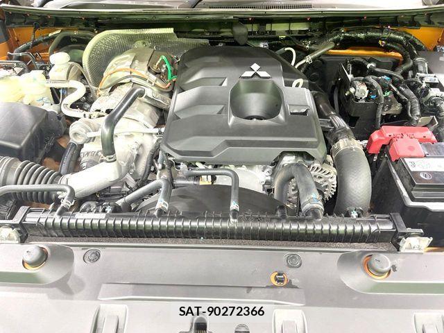 Mitsubishi TRITON 2024-09 8247000-17