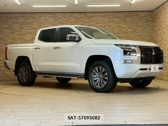 Mitsubishi TRITON 2025-09 8247002-14