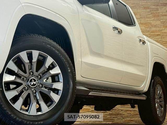 Mitsubishi TRITON 2025-09 8247002-18