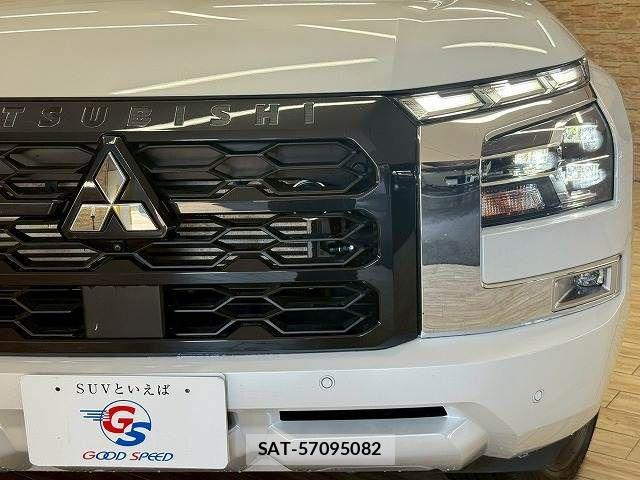 Mitsubishi TRITON 2025-09 8247002-19