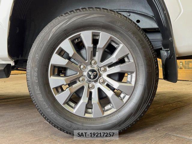 Mitsubishi TRITON 2024-03 8317772-12