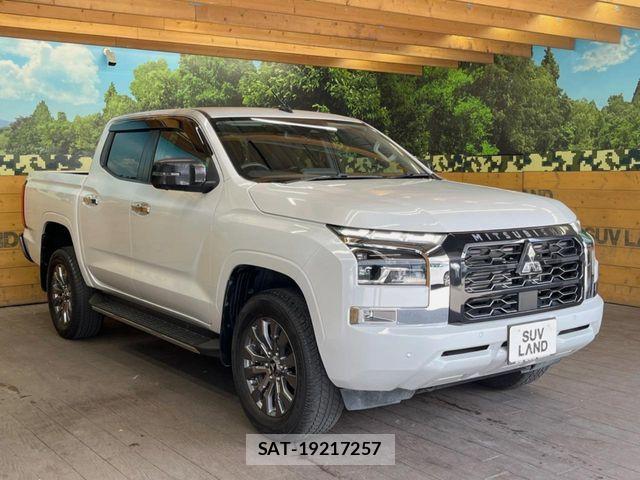 Mitsubishi TRITON 2024-03 8317772-15