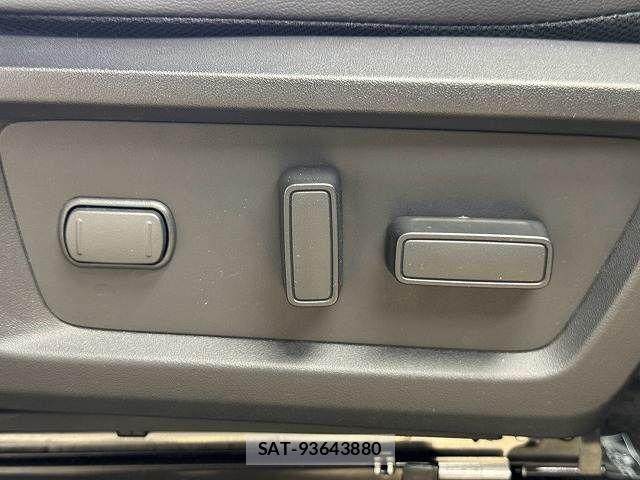 Mitsubishi TRITON 2024-08 8338290-9