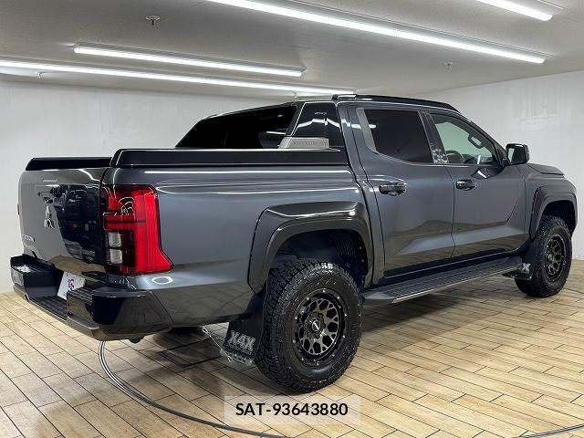 Mitsubishi TRITON 2024-08 8338290-16