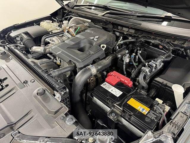 Mitsubishi TRITON 2024-08 8338290-17