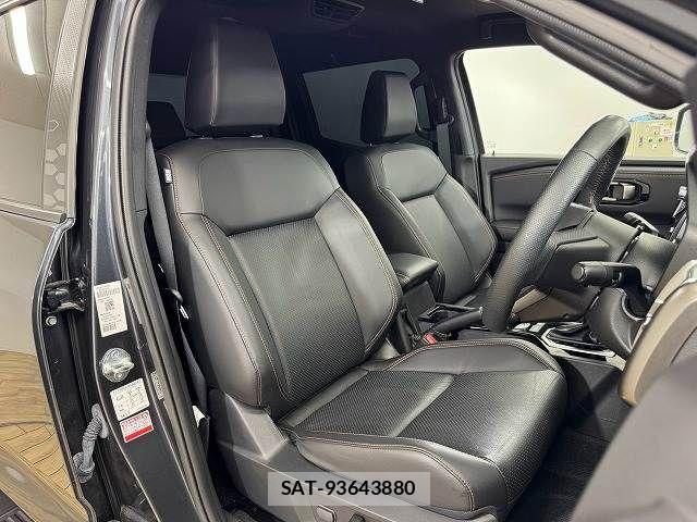 Mitsubishi TRITON 2024-08 8338290-4