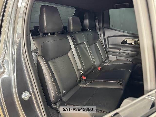 Mitsubishi TRITON 2024-08 8338290-5