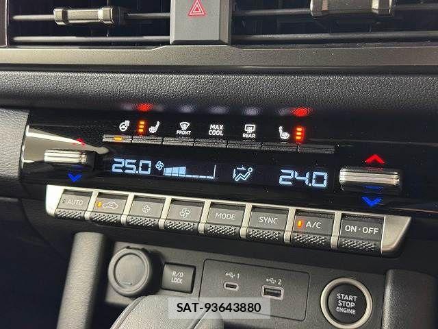 Mitsubishi TRITON 2024-08 8338290-7