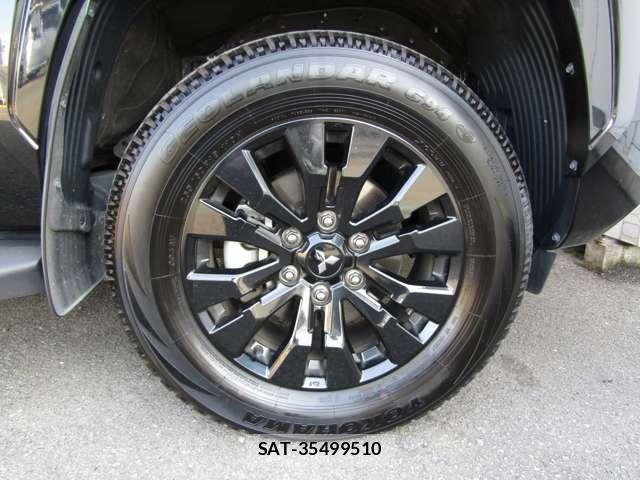 Mitsubishi TRITON 2024-02 8355819-19