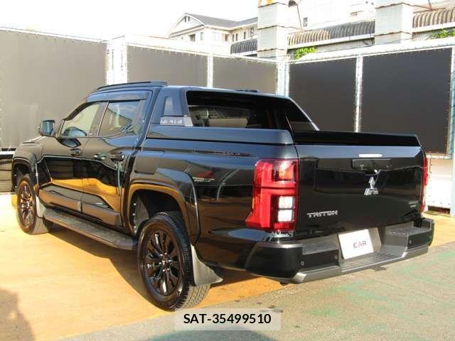 Mitsubishi TRITON 2024-02 8355819-7