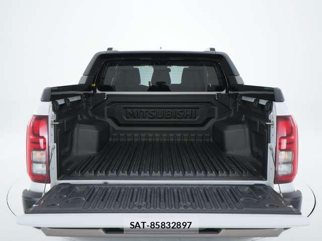 Mitsubishi TRITON 2025-08 8369505-16