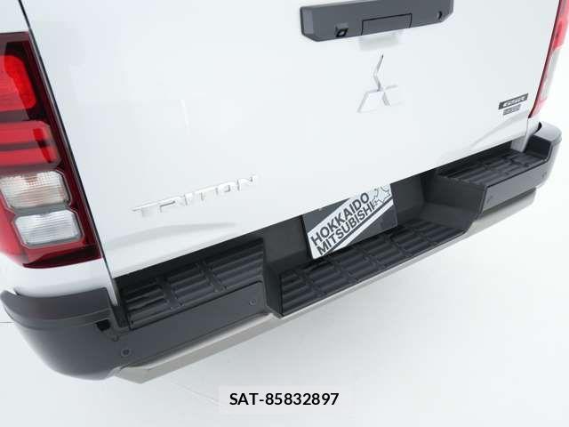Mitsubishi TRITON 2025-08 8369505-17