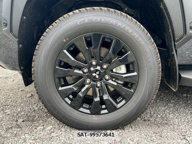 Mitsubishi TRITON 2025-10 8439002-12