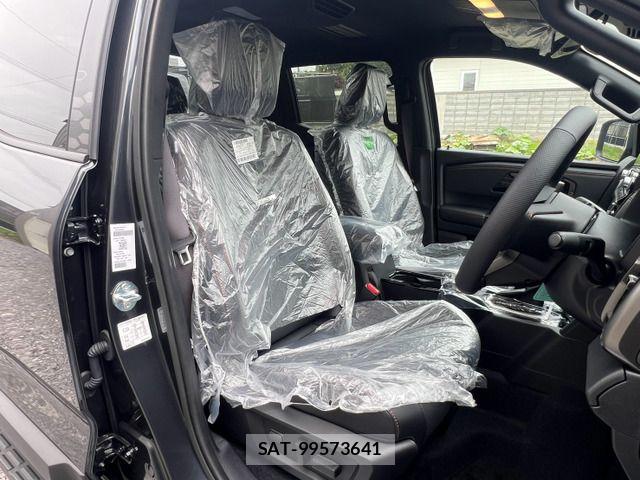 Mitsubishi TRITON 2025-10 8439002-19