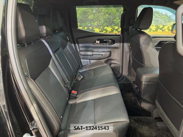 Mitsubishi TRITON 2024-09 8458668-11
