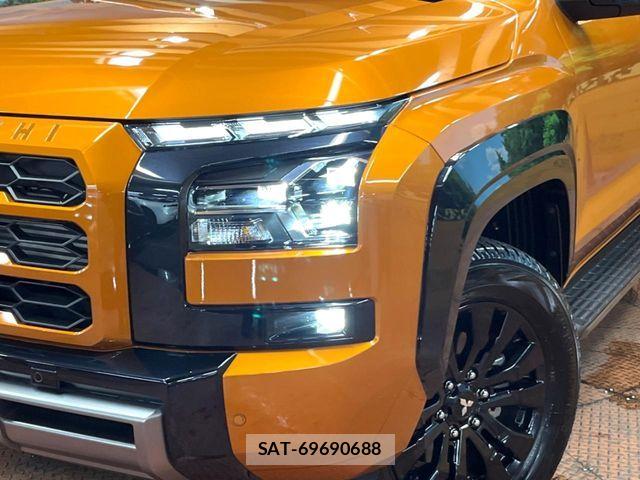Mitsubishi TRITON 2024-08 8527910-11