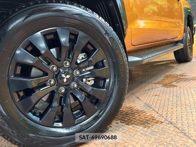 Mitsubishi TRITON 2024-08 8527910-12