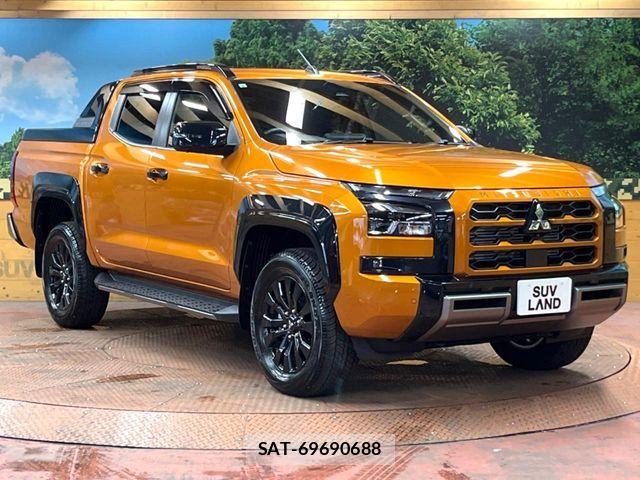 Mitsubishi TRITON 2024-08 8527910-15