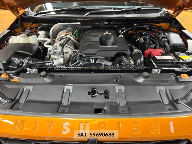 Mitsubishi TRITON 2024-08 8527910-17