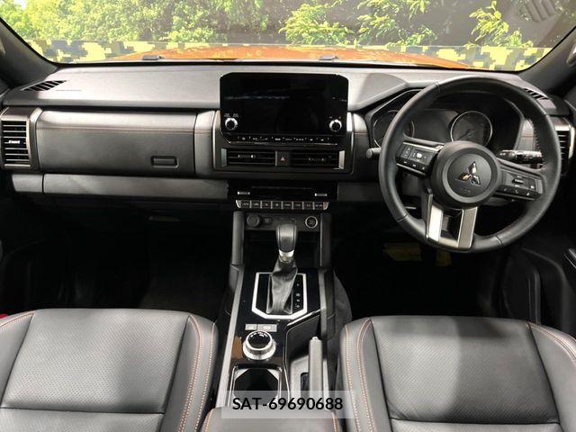 Mitsubishi TRITON 2024-08 8527910-1