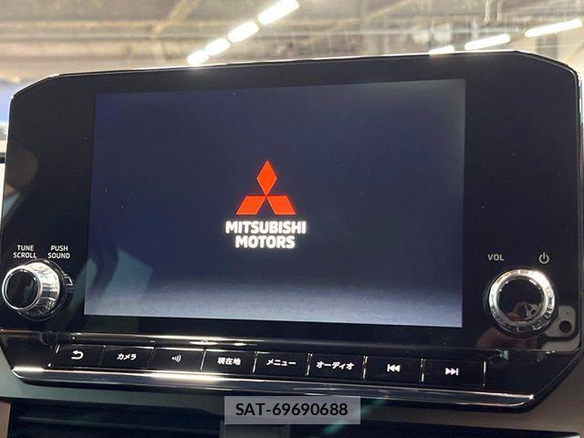 Mitsubishi TRITON 2024-08 8527910-2
