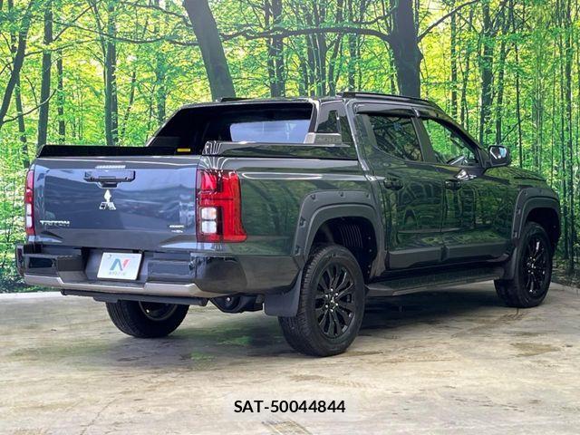 Mitsubishi TRITON 2024-10 8527911-16