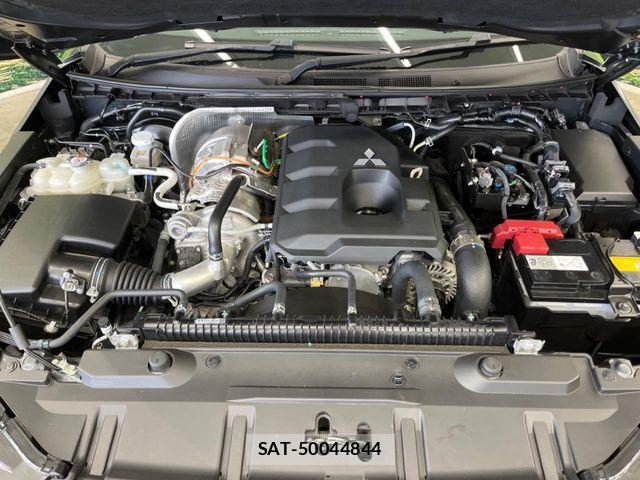 Mitsubishi TRITON 2024-10 8527911-17