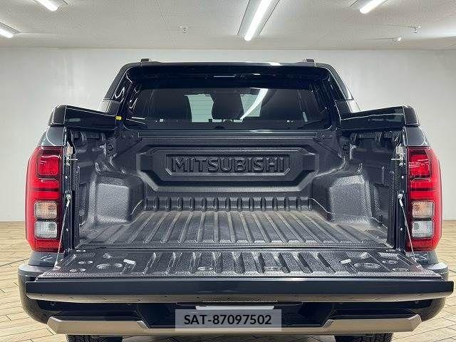 Mitsubishi TRITON 2024-08 8629453-12