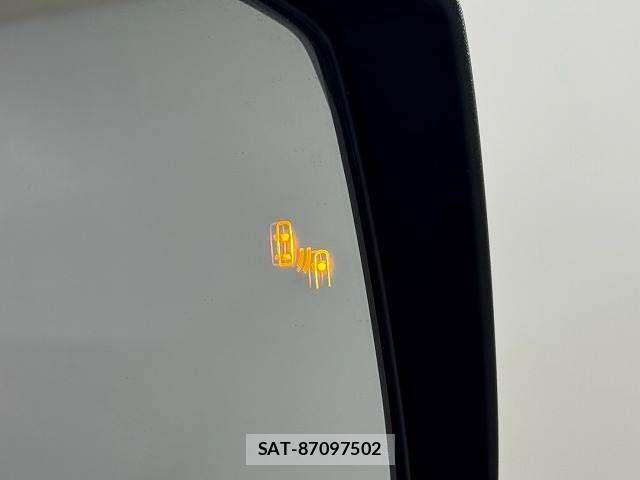 Mitsubishi TRITON 2024-08 8629453-7