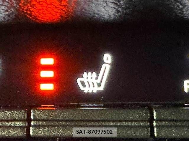 Mitsubishi TRITON 2024-08 8629453-8