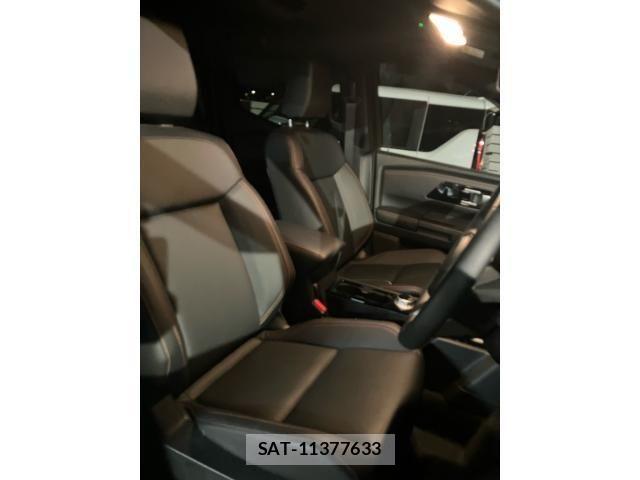 Mitsubishi TRITON 2024-10 8746469-10