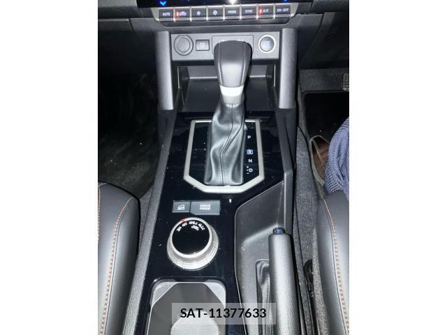 Mitsubishi TRITON 2024-10 8746469-18
