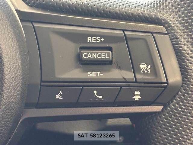 Mitsubishi TRITON 2024-03 8797785-5