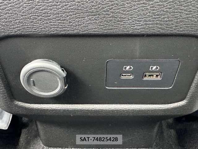 Mitsubishi TRITON 2025-09 8797786-9