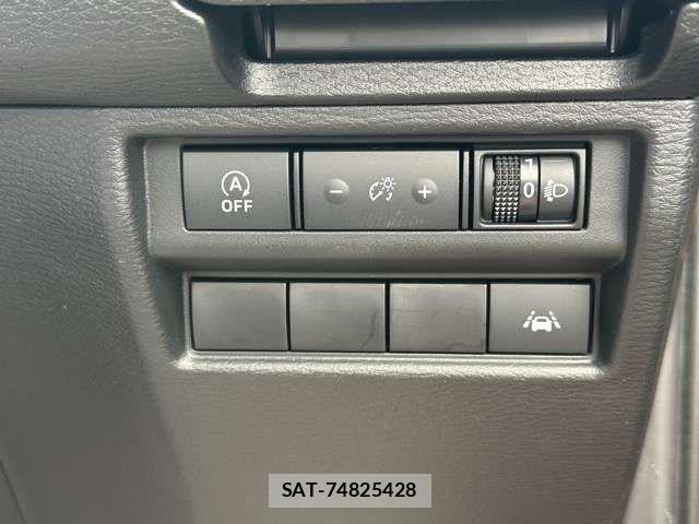 Mitsubishi TRITON 2025-09 8797786-18