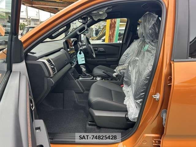 Mitsubishi TRITON 2025-09 8797786-4